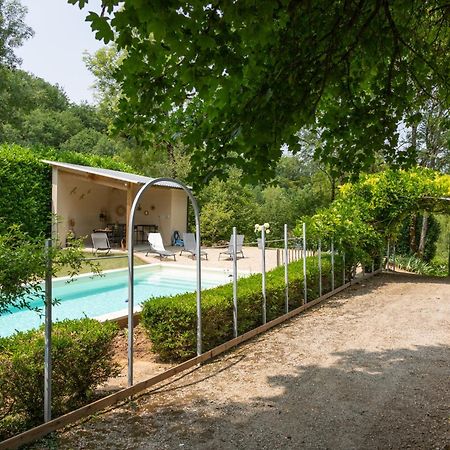 Le Moulin De La Maison Des Templiers Villa Saint-Cernin-de-Larche Exterior foto